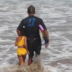 Surf Lessons for Kids - 04